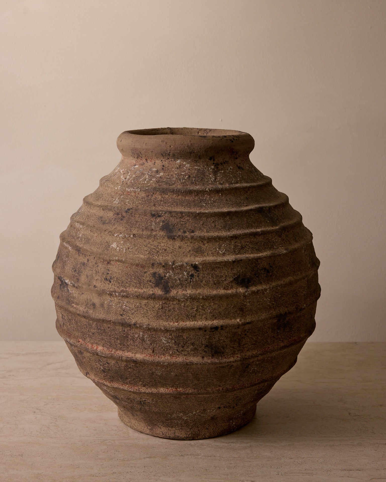 Sol Vase - Dark Brown Ceramic Decorative Vessel 14.5" x 16" - Belaré Home