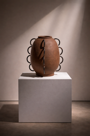 Alila Terracota Vase by Diego Olivero - pedestal view