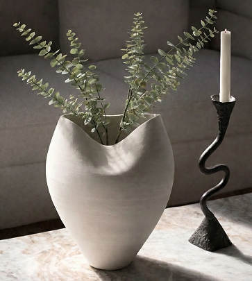 Delamo Vase & Eucalyptus Styling Bundle