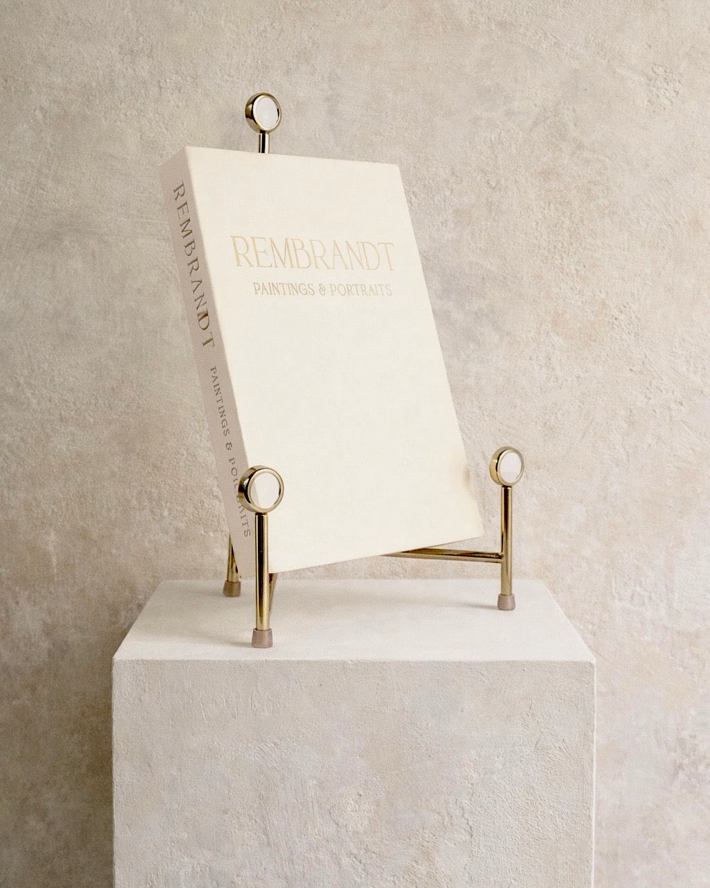 13" Luxe Gold Metal Display Easel - Belaré Home