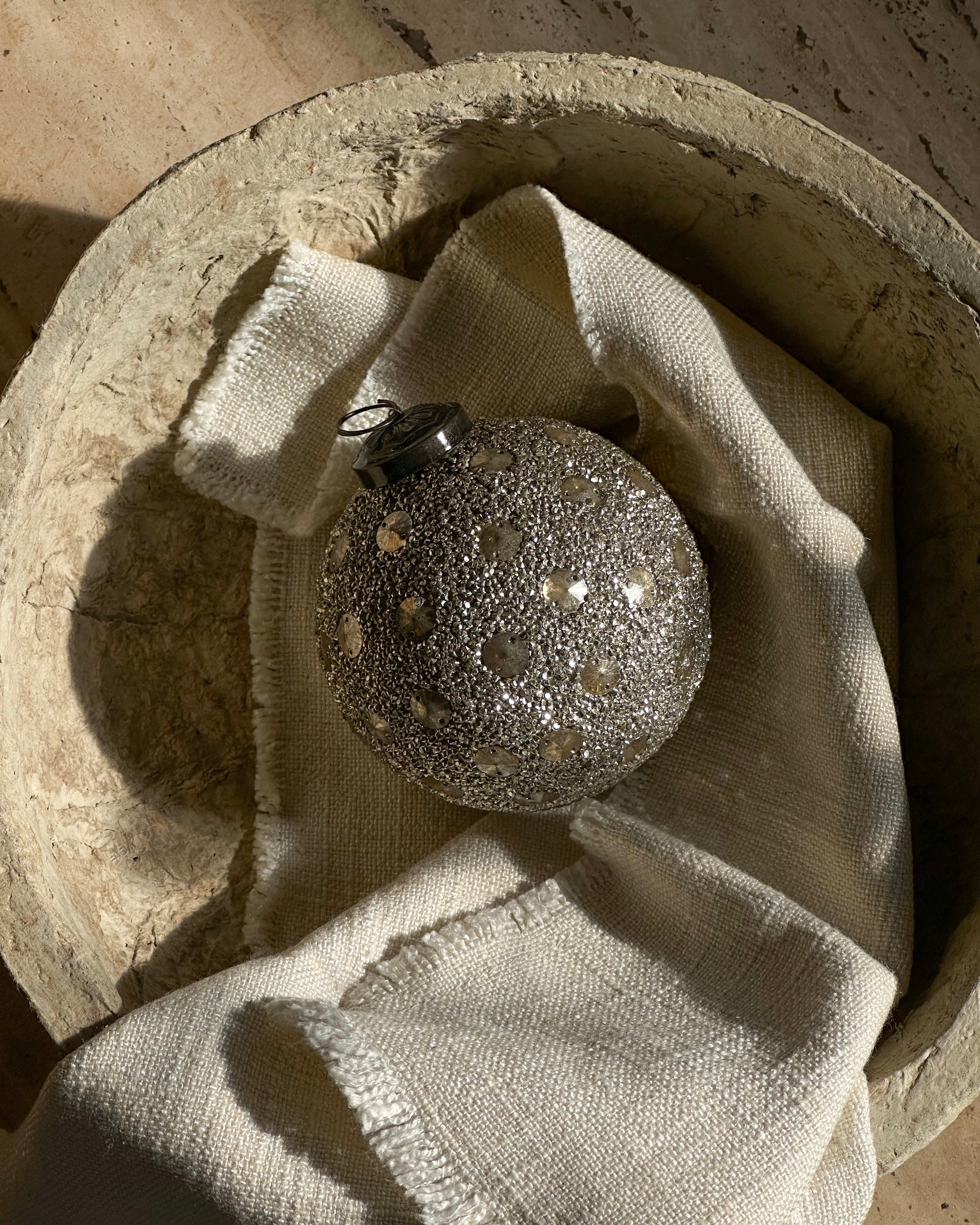 Vintage Glam Ornaments Set of 6 - Belaré Home