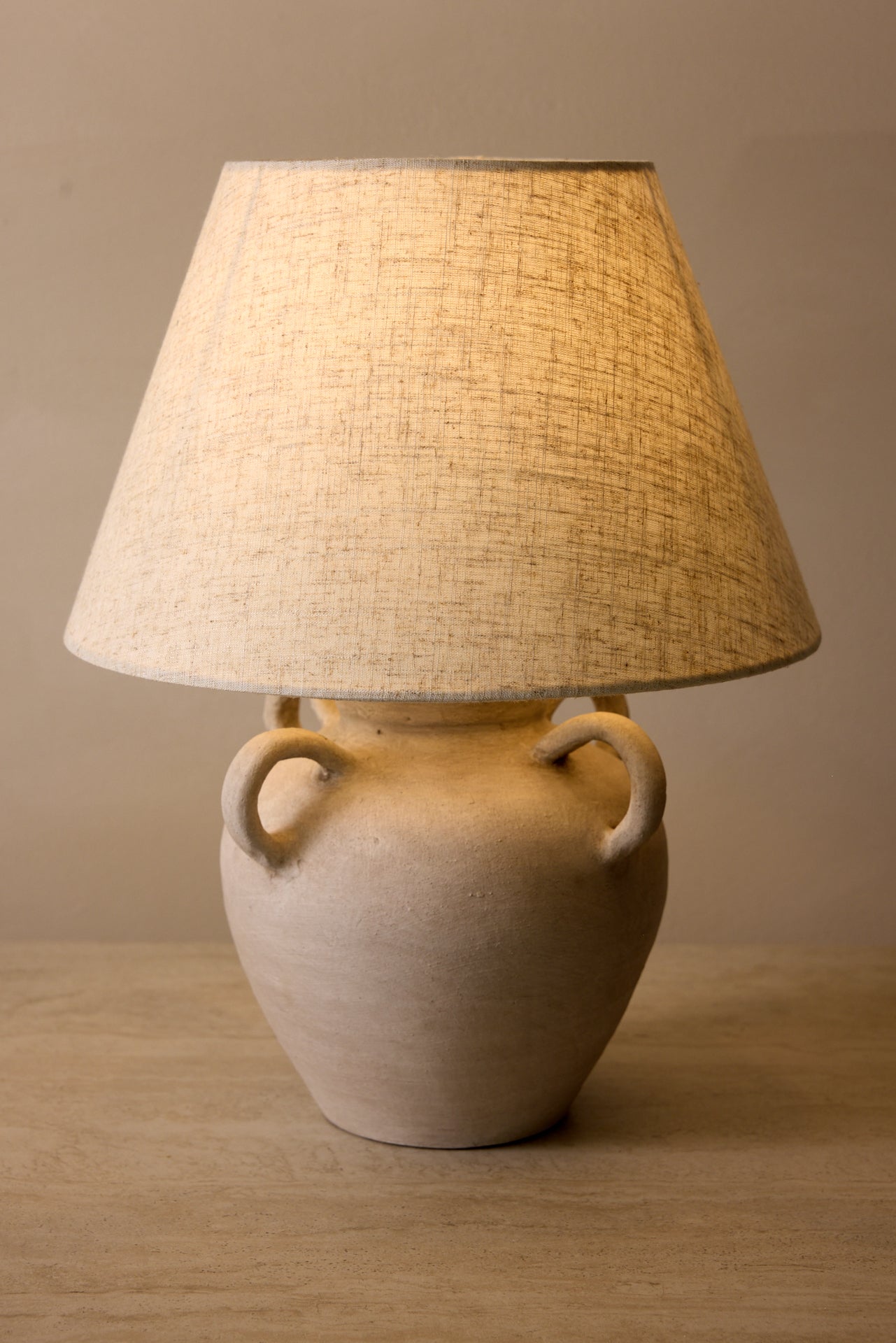 Ava Table Lamp - Cream Vase Design 17.7" Modern Lighting - Belaré Home
