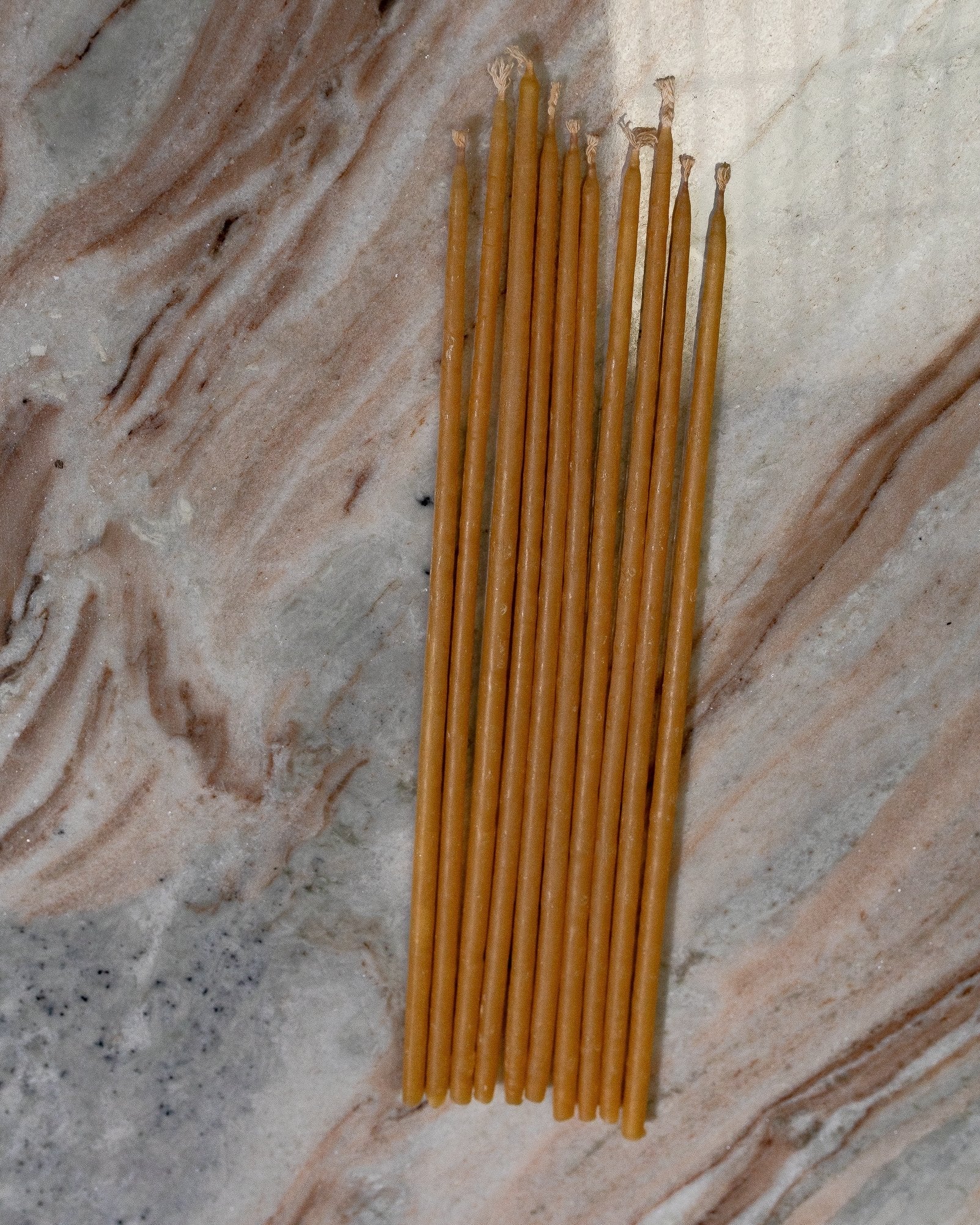Beeswax Taper Candles (Set of 10) - Belaré Home