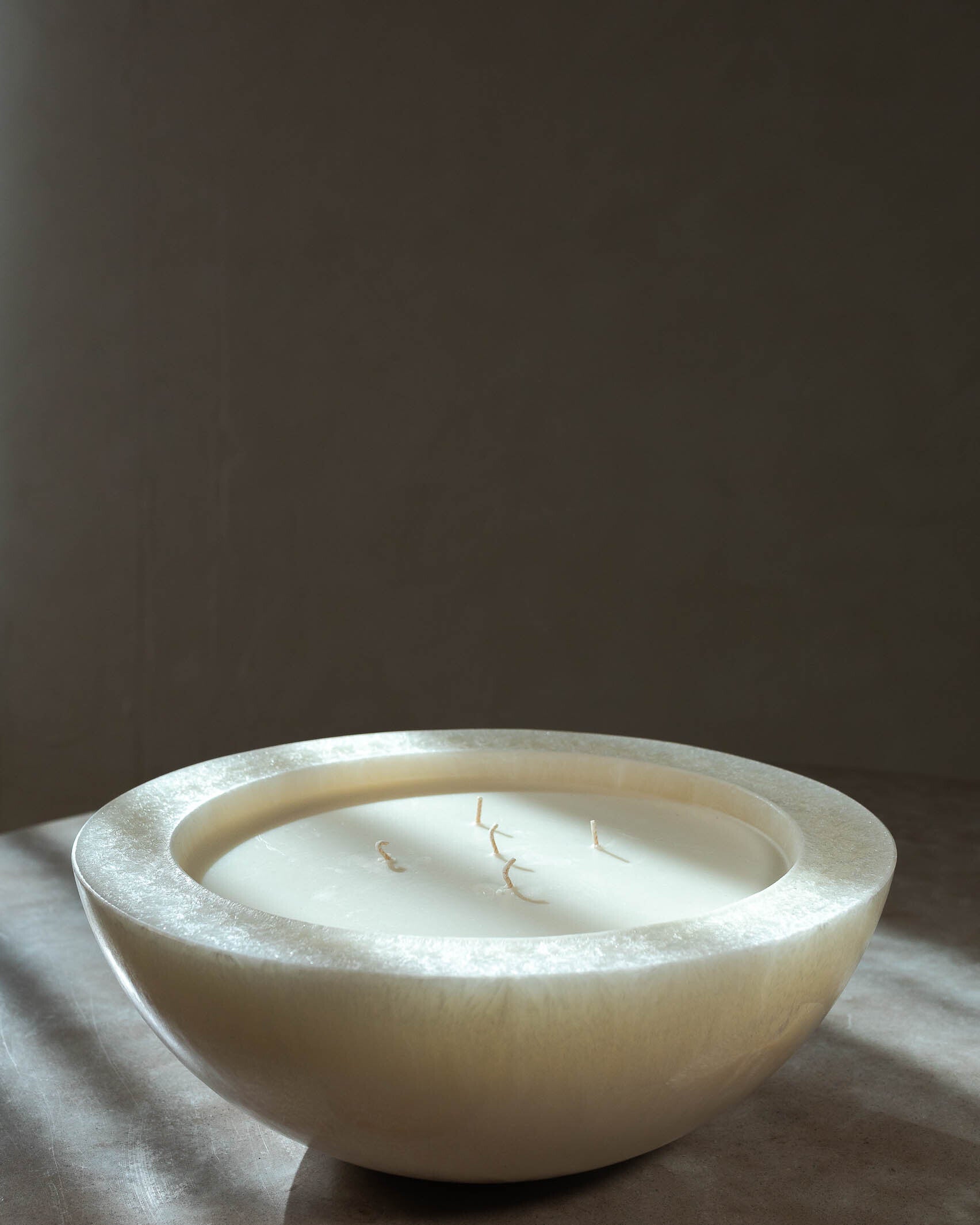 Luxurious Crystal Candle Grande - Coconut Wax White Tea Ginger